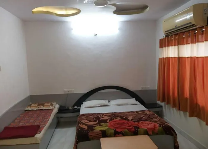 Hotel Saitej Mahad