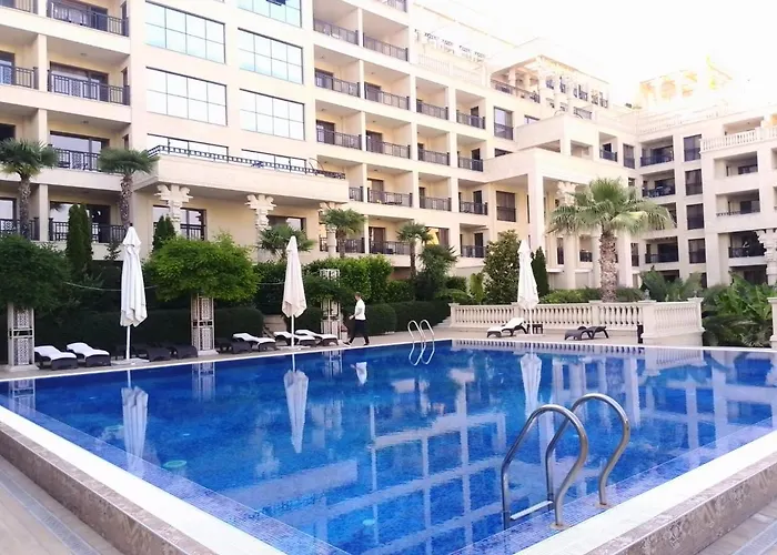 Golden Sands Hotel
