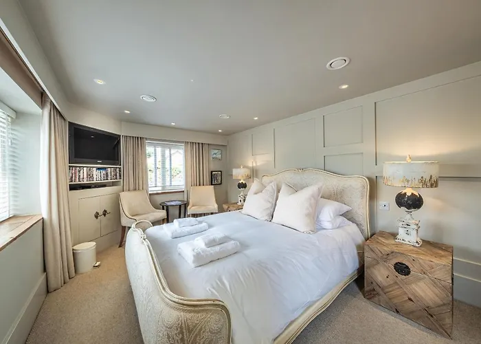 Wiveton Bell Hotel Blakeney 