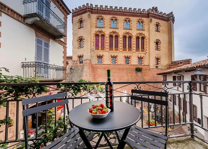 Casacastello Barolo Hotel