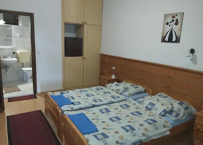 Valcsics Villa Panzió Pécs