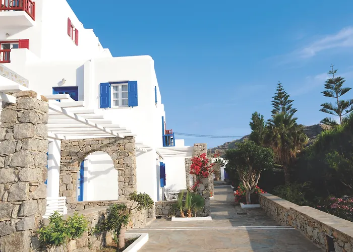 Kamari Hotel Platys Gialos 