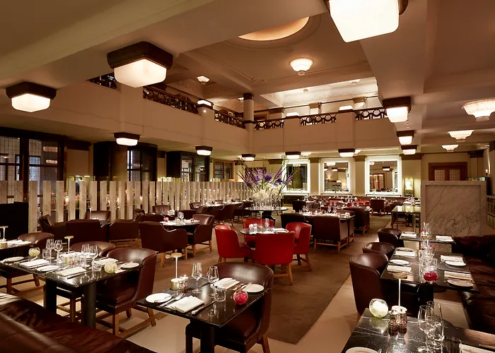 Hotel Cafe Royal ลอนดอน