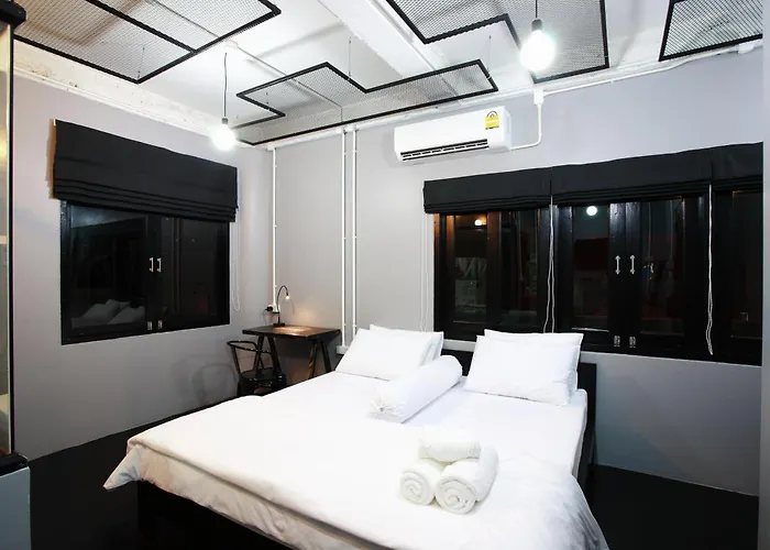 Meroom Phuket