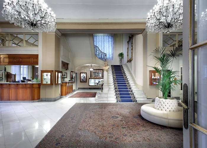 Eurostars Hotel Excelsior Nápoly