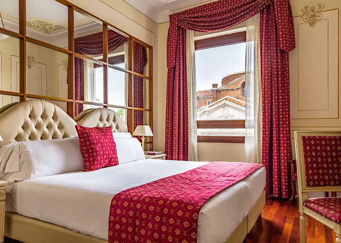 Hotel Radisson Blu GHR Rome