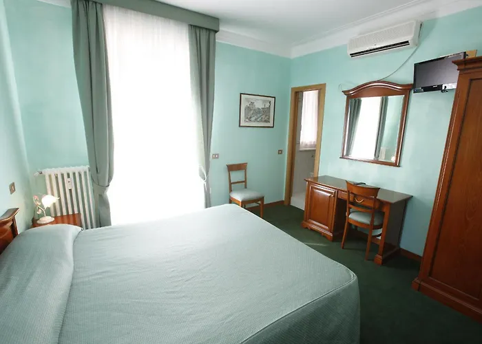 Hotel Adriatic Roma