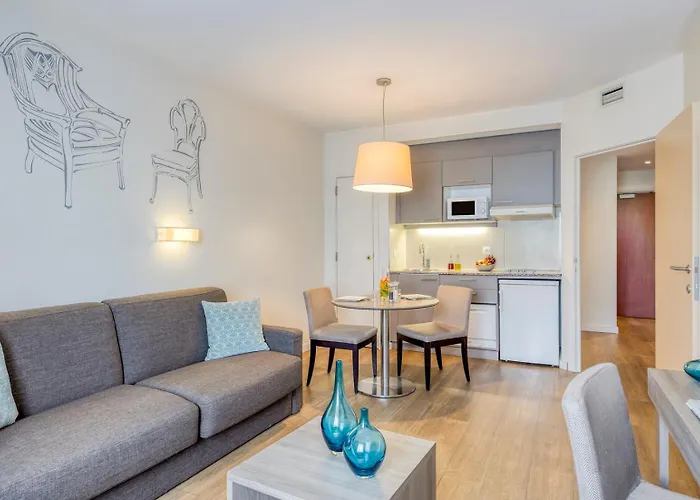 Citadines Toison D'Or Brussels Aparthotel Saint-Gilles