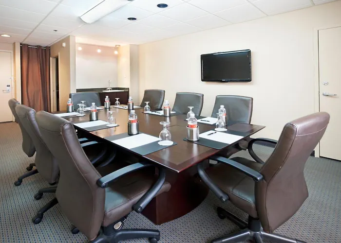 Hotel Crowne Plaza San Antonio Airport By Ihg