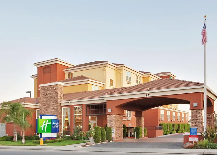 Holiday Inn Express- West Sacramento By Ihg