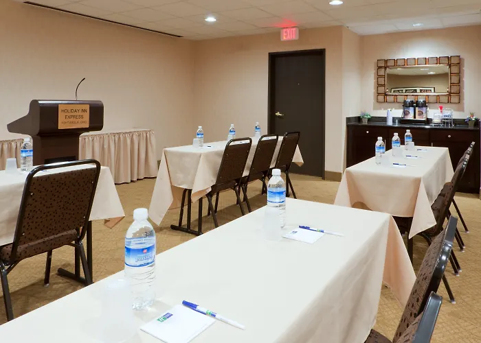 Holiday Inn Express & Suites Ashtabula-Geneva By Ihg Austinburg