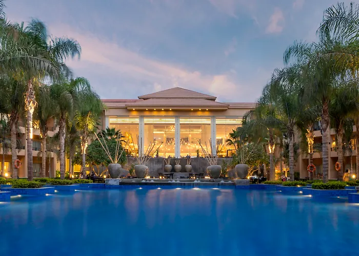 Dusit Thani Lakeview Kahire