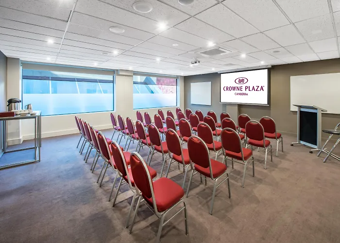 Crowne Plaza Canberra By Ihg