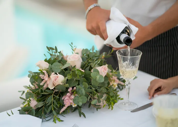 Athina Luxury Suites Fira 