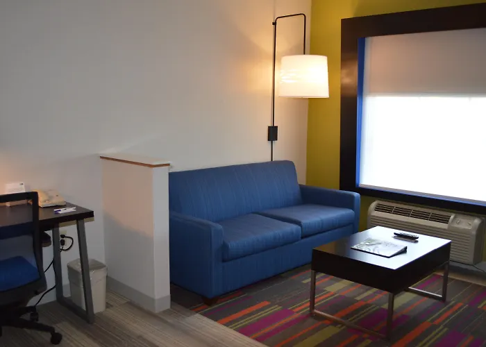 Holiday Inn Express Bloomsburg