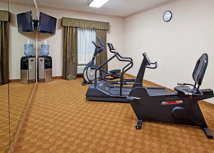 Holiday Inn Express Murrysville - Delmont By Ihg