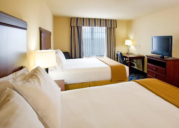 Holiday Inn Express & Suites - Jourdanton-Pleasanton By Ihg