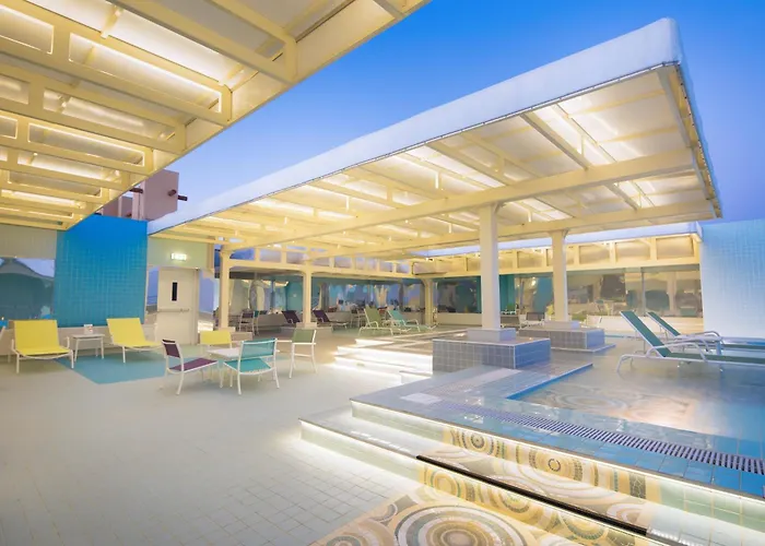 Ayla Bawadi Hotel & Mall al-Ain