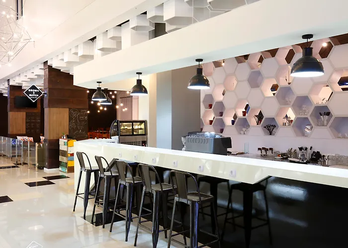 Berry Biz Hotel Seminyak 