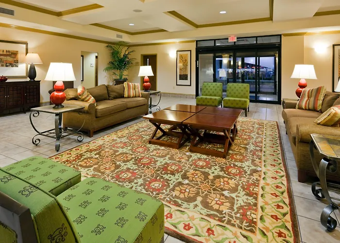 Holiday Inn Express Hotel & Suites Pell City