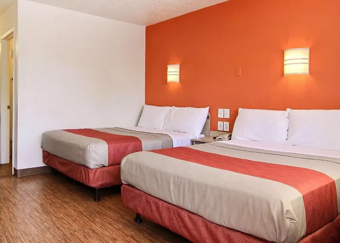 Motel 6-Owensboro, Ky