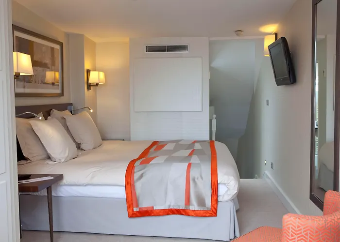 Hotel Le Senat París