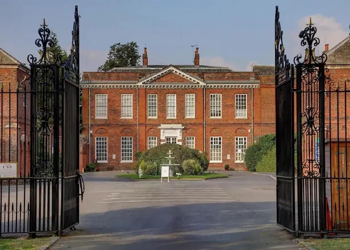 Baylis Park Hotel Slough