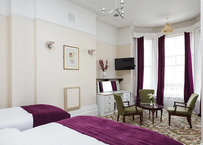 Pearl & Pebbles Eastbourne Hotel
