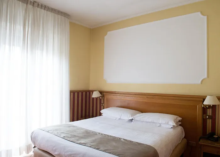 Hotel Leopardi Naples
