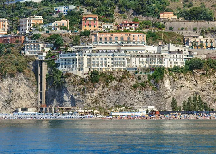 Lloyd'S Baia Hotel Vietri sul Mare