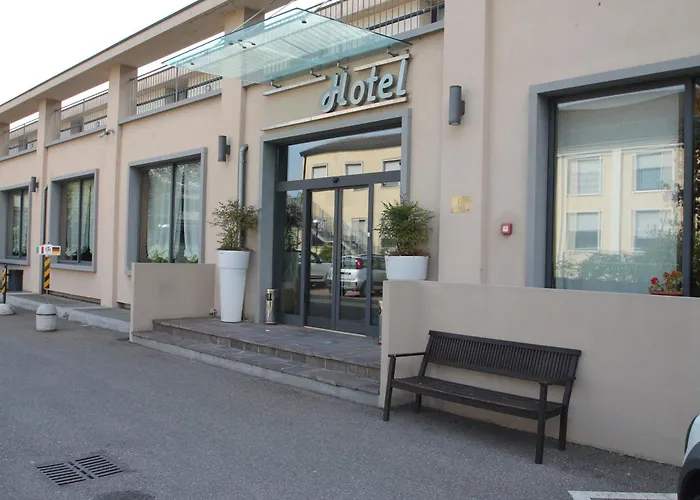Mh Hotel Piacenza Fiera