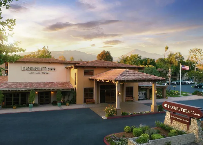 Doubletree By Hilton Claremont Hotel