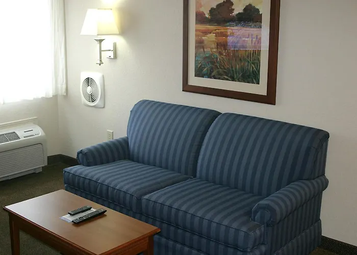 Candlewood Suites Macon By Ihg