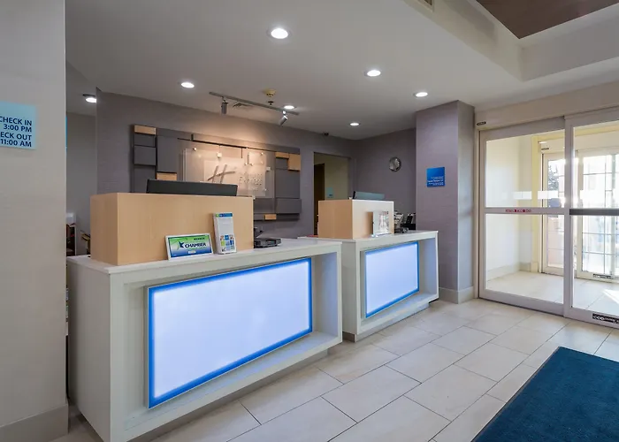 Holiday Inn Express Hotel & Suites Reading By Ihg