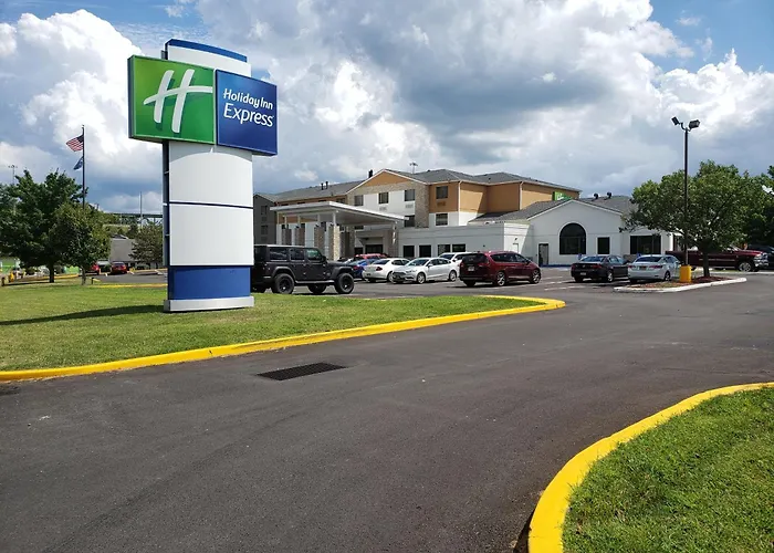 Holiday Inn Express Hotel Pittsburgh-North/Harmarville By Ihg