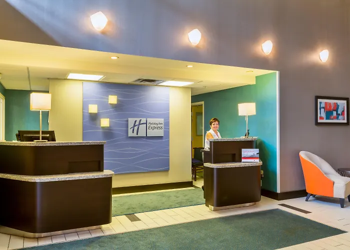 Holiday Inn Express & Suites Burlington - Mount Holly By Ihg Westampton