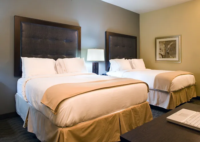 Holiday Inn Express Waycross