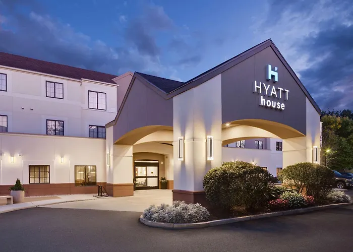 Hyatt House Boston Waltham Hotel