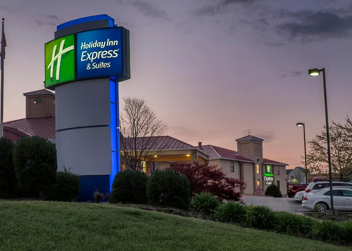 Wingate By Wyndham Waynesboro Hotel
