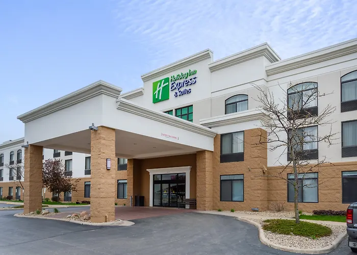 Holiday Inn Express & Suites Cedar Falls