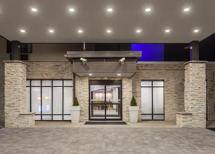 Holiday Inn Express Hotel & Suites Providence-Woonsocket By Ihg