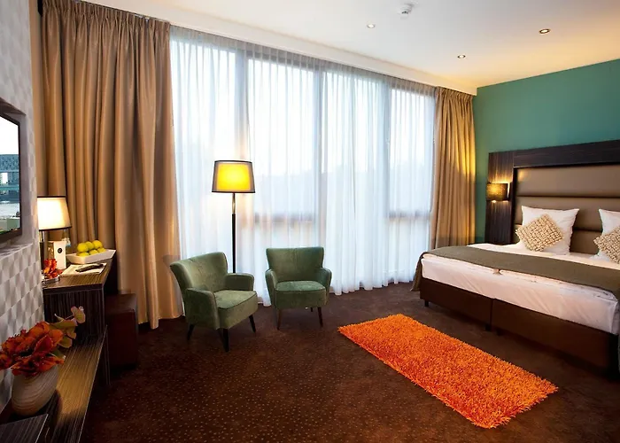 Centro Hotel Ayun Cologne