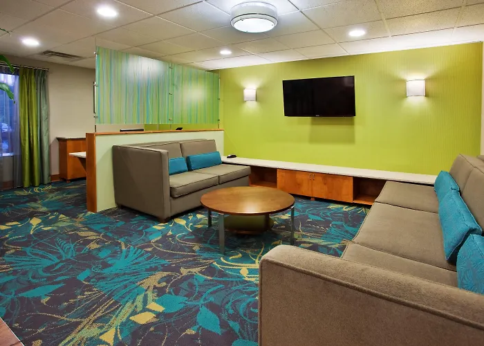 Holiday Inn Express Hotel & Suites Kimball, An Ihg Hotel