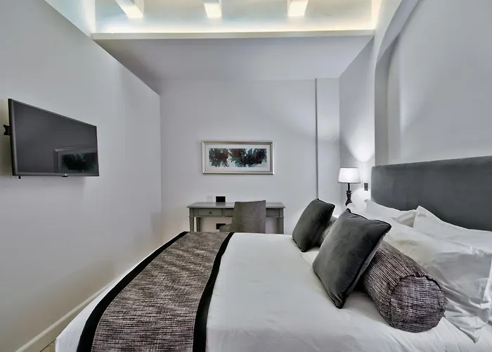 66 Saint Paul'S & Spa Valletta