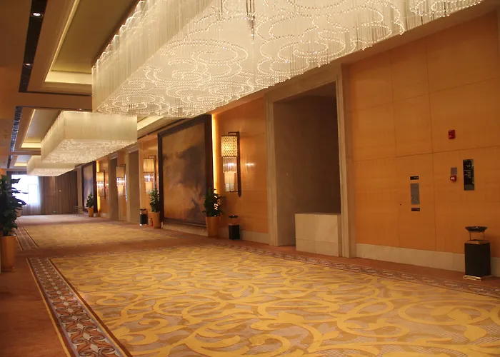 Crowne Plaza Yichang By Ihg