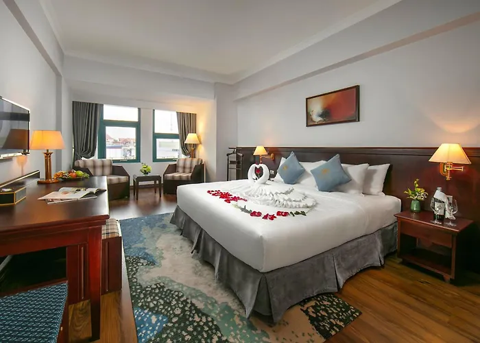 The Tray Hotel Hai Phong