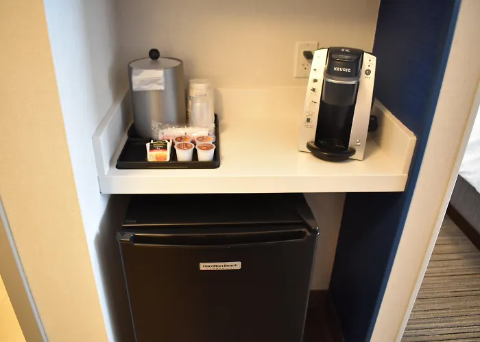 Holiday Inn Express & Suites - Boston South - Randolph By Ihg