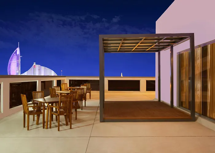 Lemon Tree Hotel, Jumeirah Dubái