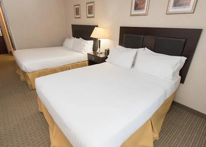 Holiday Inn Express Hotel & Suites Erie An Ihg Hotel North East