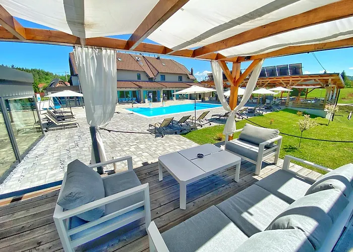 16 Lakes Hotel Grabovac 